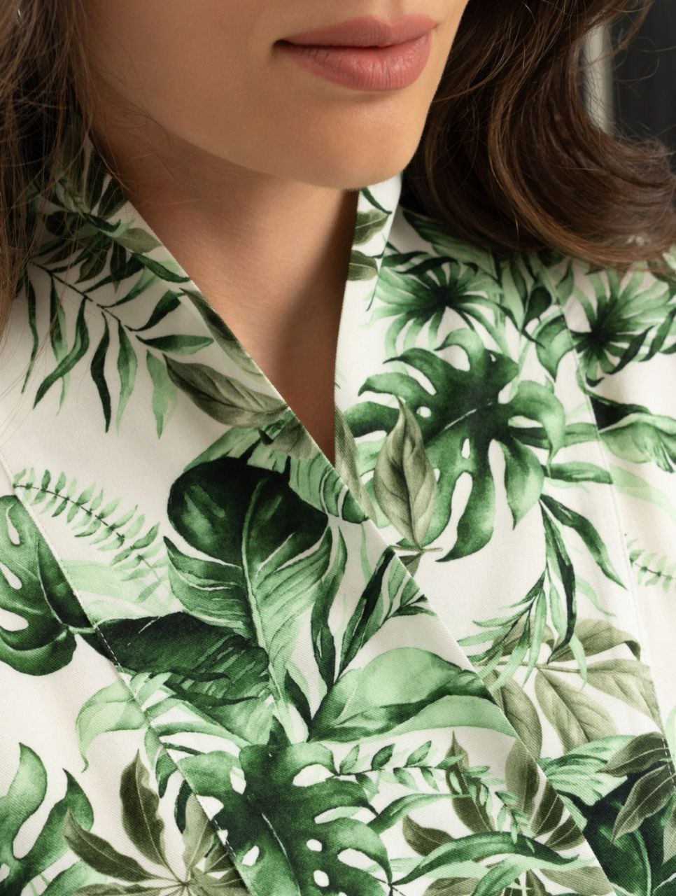 photo_5395825551098376890_y